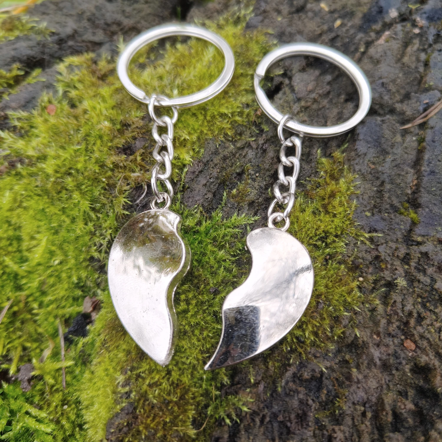 dwa breloki przyjażni