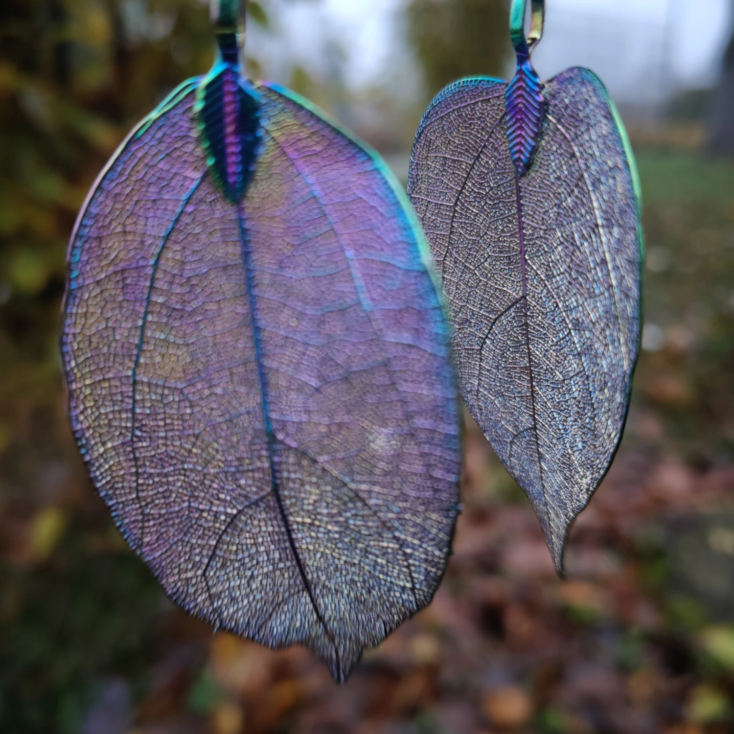 kolczyki tytanowe liście