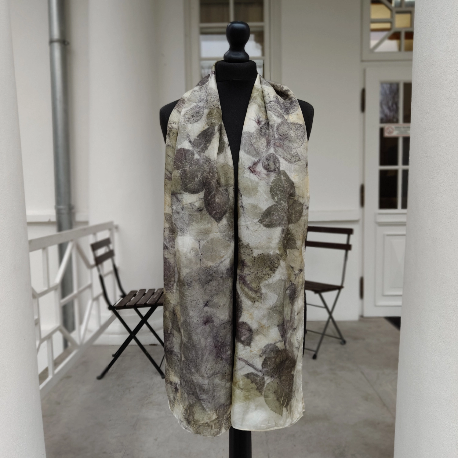 Szal jedwabny Różany Ogród